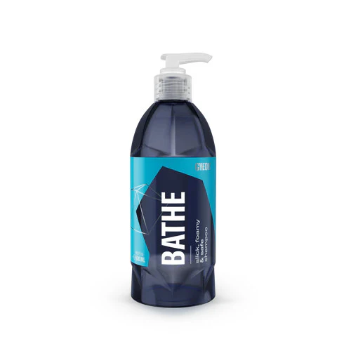 Gyeon Q2M Bathe pH Neutral Car Wash Shampoo - Image 3