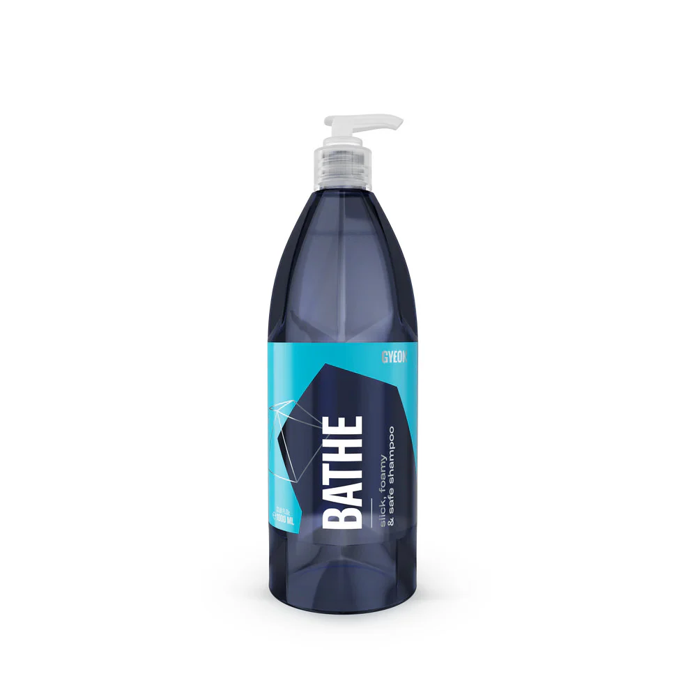 Gyeon Q2M Bathe pH Neutral Car Wash Shampoo - Image 4